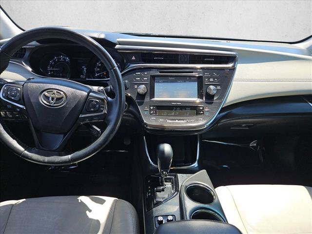Used 2017 Toyota Avalon XLE Premium w/ All Weather Liner Package FWD image 21