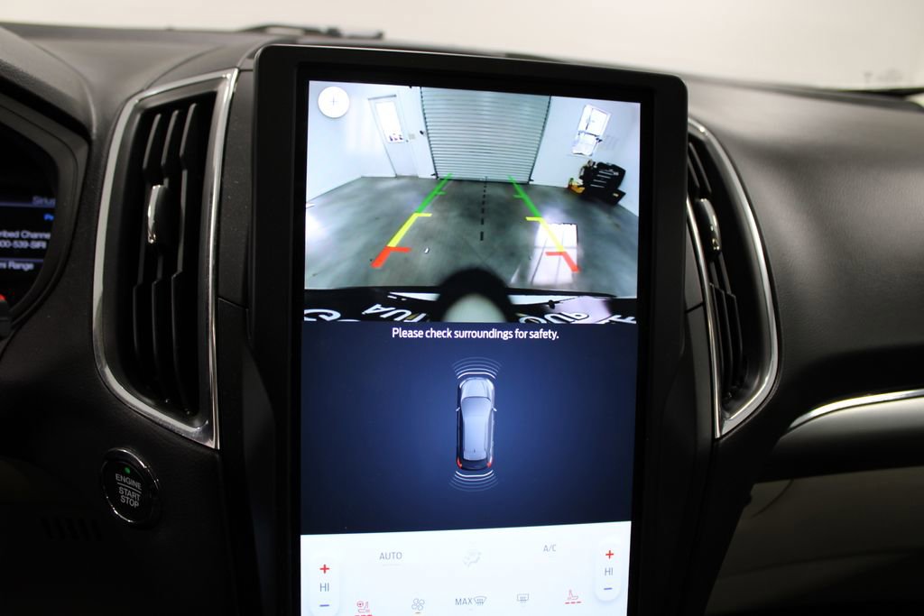 Used 2022 Ford Edge SE w/ Black Appearance Package image 36