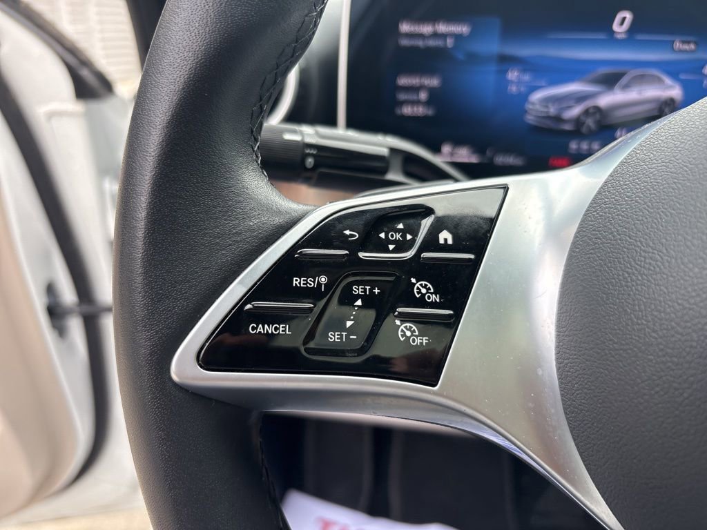 Used 2025 Mercedes-Benz C 300 Sedan image 24