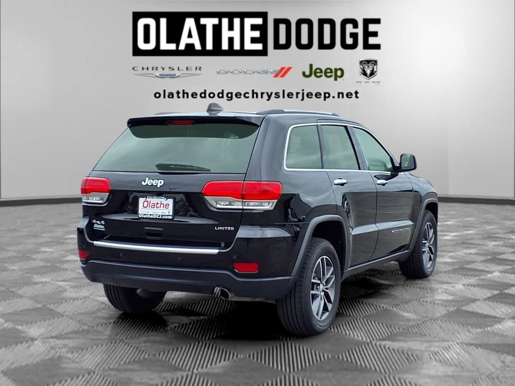 Used 2017 Jeep Grand Cherokee Limited image 28