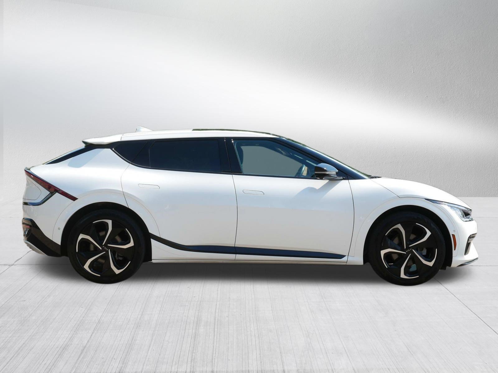 Certified 2023 Kia EV6 GT-Line AWD/4WD image 8