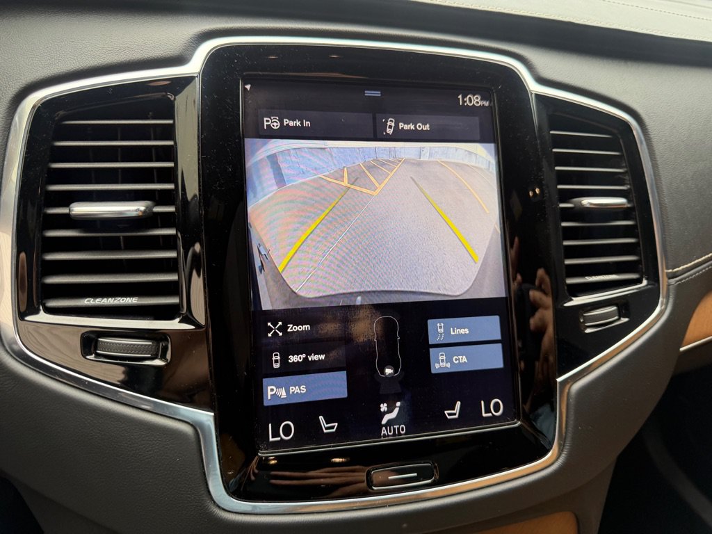Used 2016 Volvo XC90 T6 AWD/4WD image 16