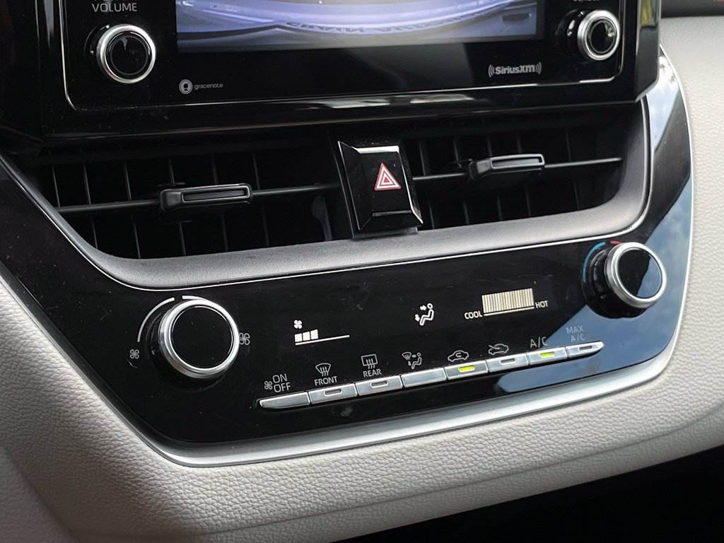 Used 2021 Toyota Corolla L FWD image 19