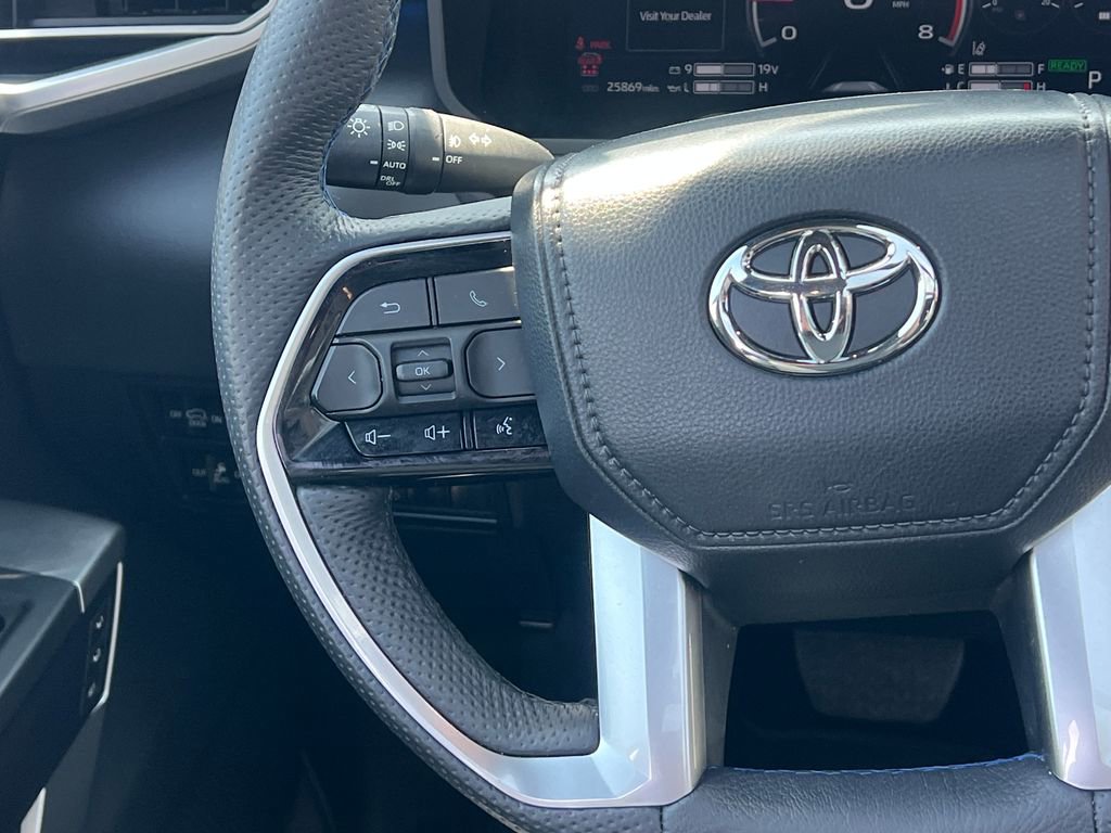 Used 2024 Toyota Sequoia Platinum AWD/4WD image 26