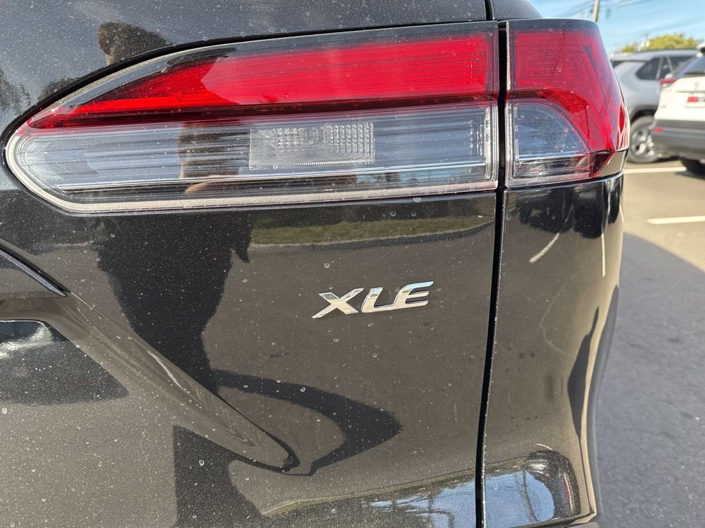 New 2026 Toyota Corolla Cross XLE image 7