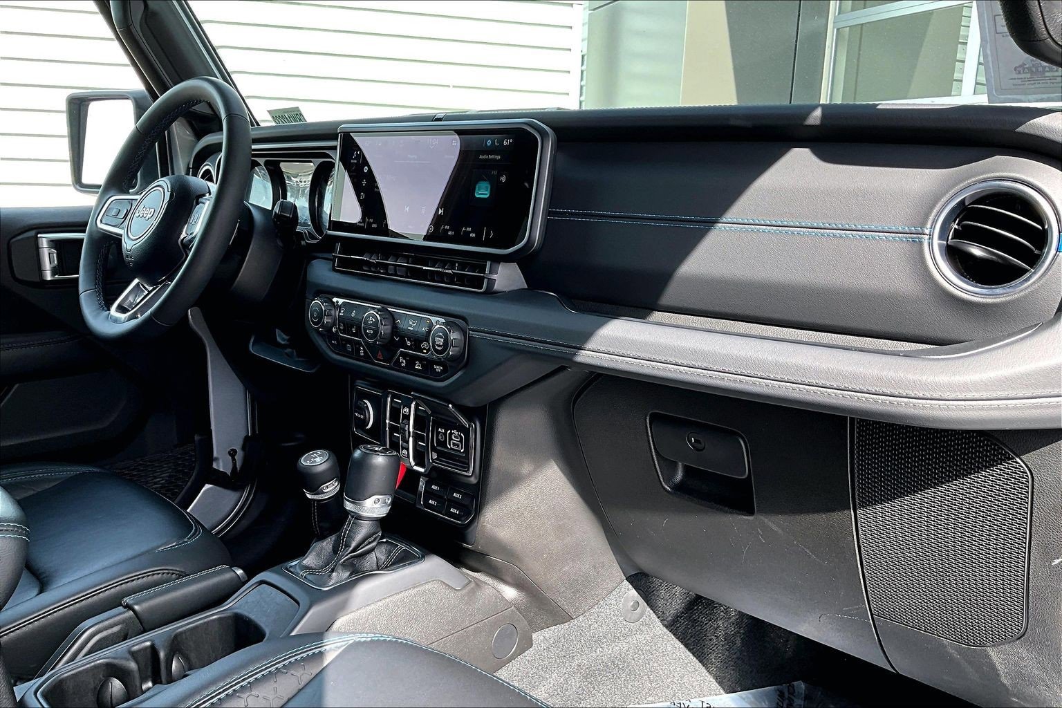 Used 2024 Jeep Wrangler High Altitude image 16