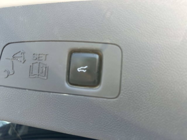 Used 2021 Lincoln Corsair Reserve w/ Equipment Group 201A AWD/4WD image 18