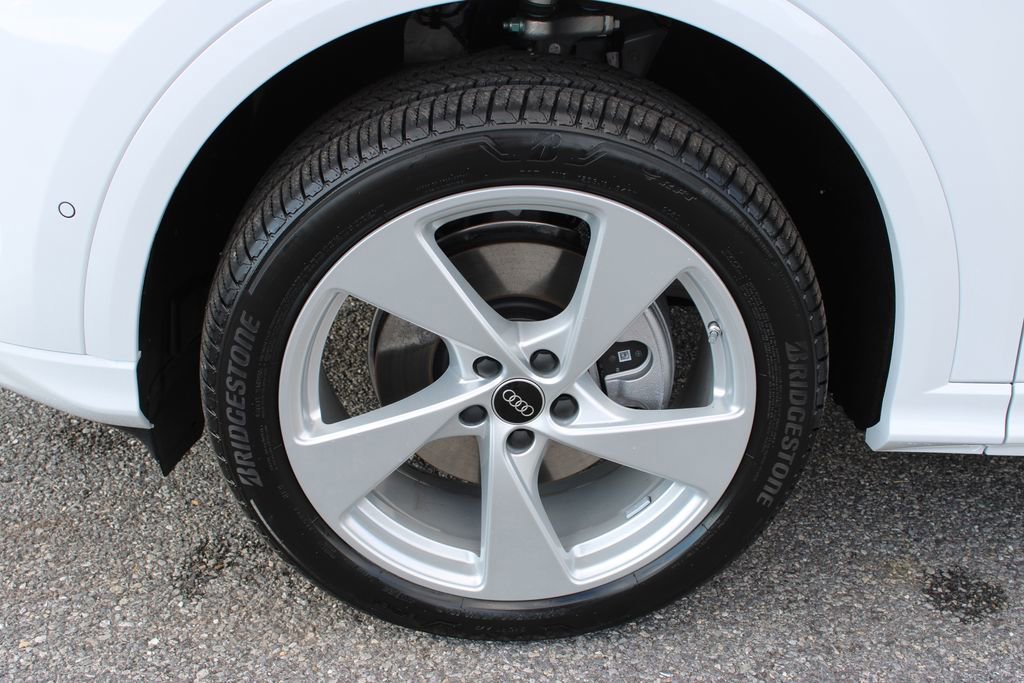 New 2025 Audi Q5 Premium Plus image 31