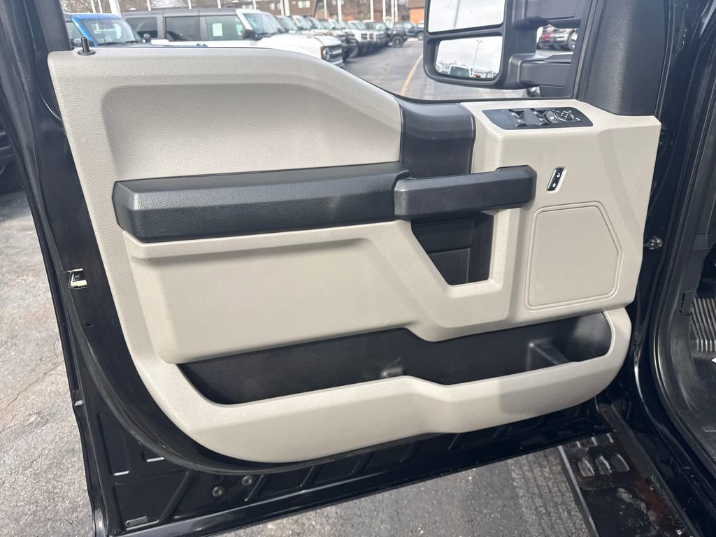 Used 2017 Ford F150 XL w/ Equipment Group 101A Mid image 16