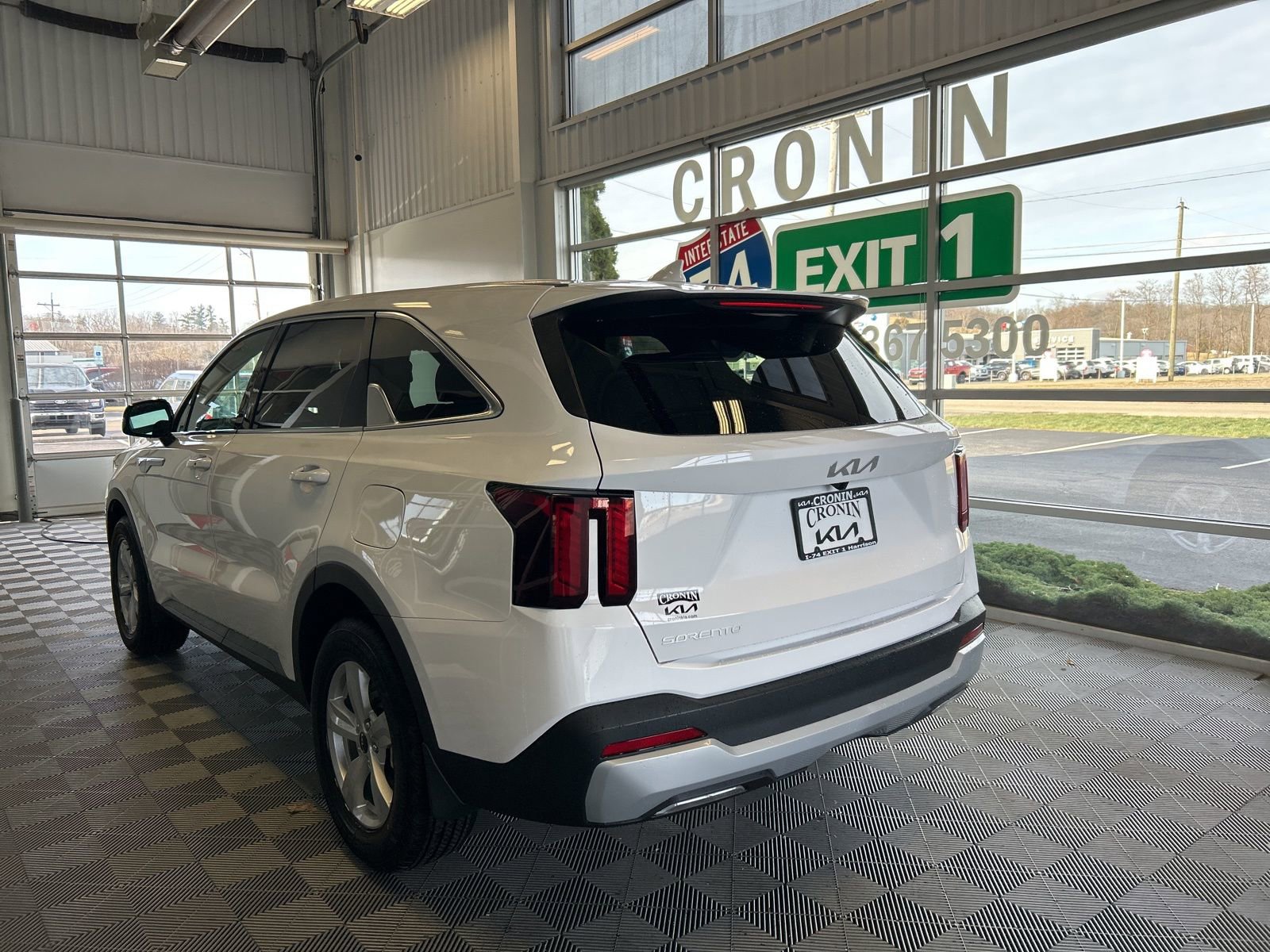 New 2026 Kia Sorento LX FWD image 4