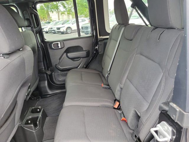 Used 2022 Jeep Wrangler Unlimited Sport image 14