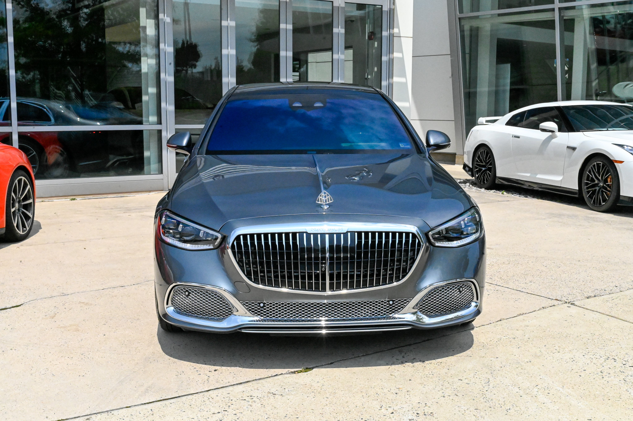 Used 2023 Mercedes-Benz Maybach S 680 4MATIC w/ Manufaktur Leather Package image 2