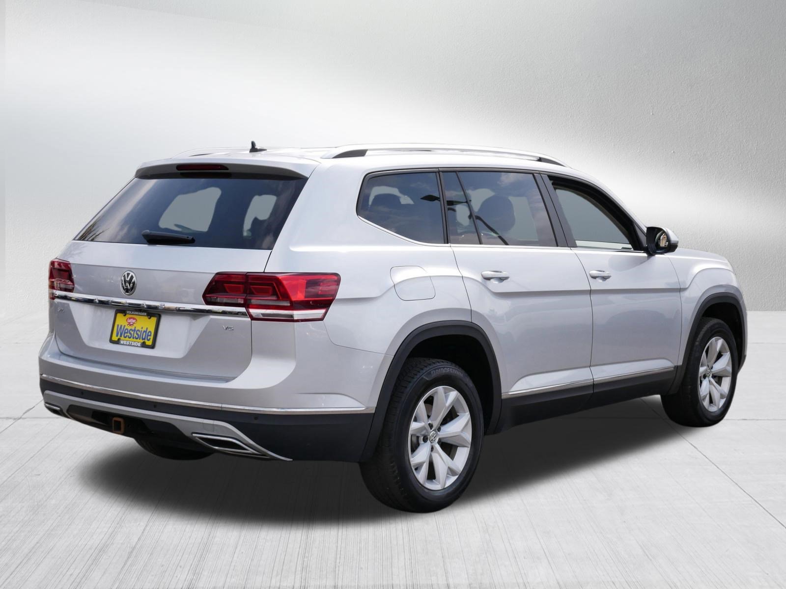 Used 2018 Volkswagen Atlas SEL FWD image 7