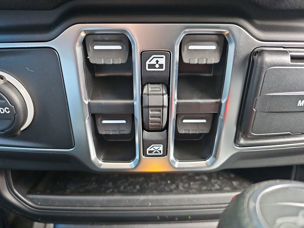 New 2026 Jeep Gladiator Sport image 30