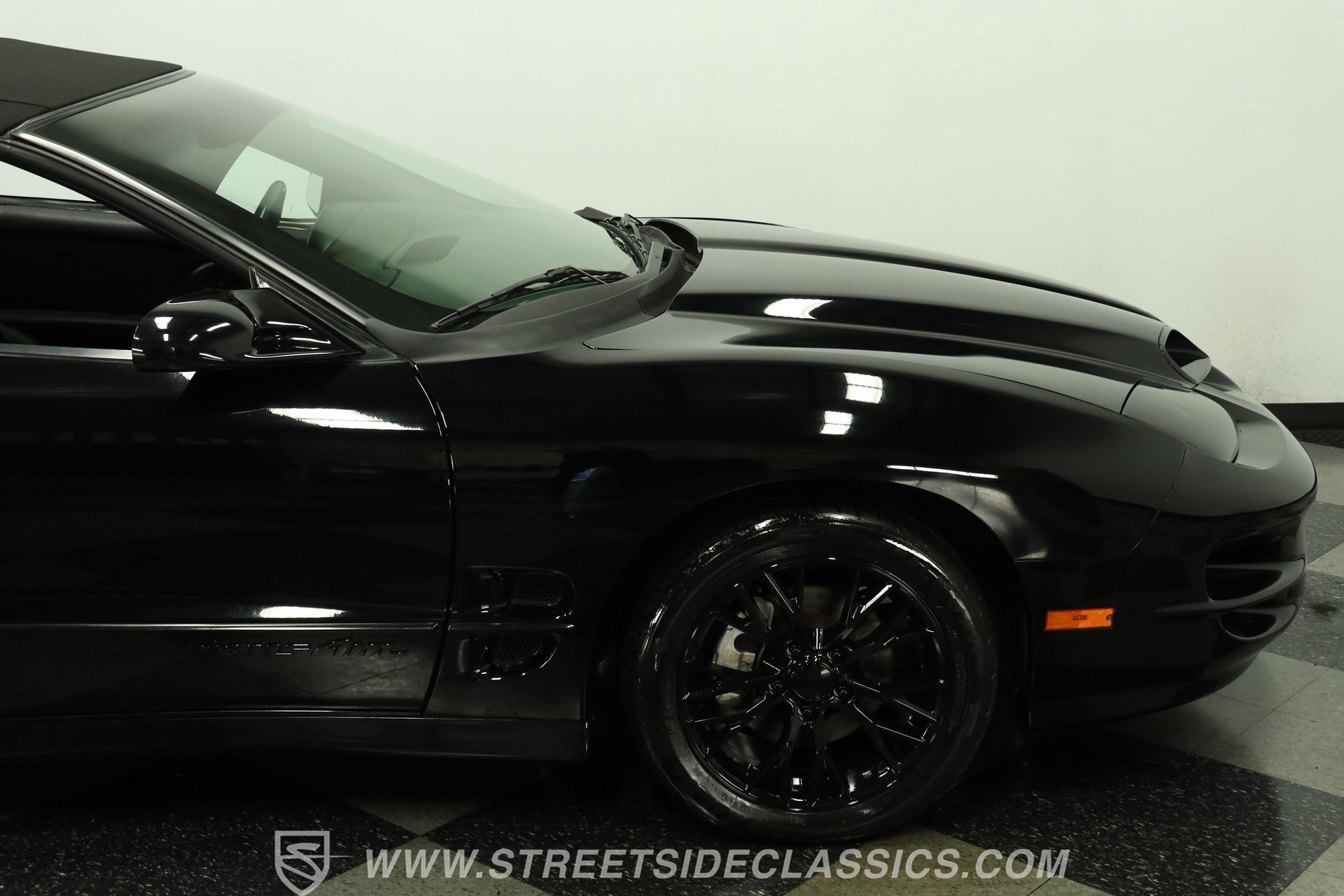 Used 2002 Pontiac Firebird Trans Am RWD image 29