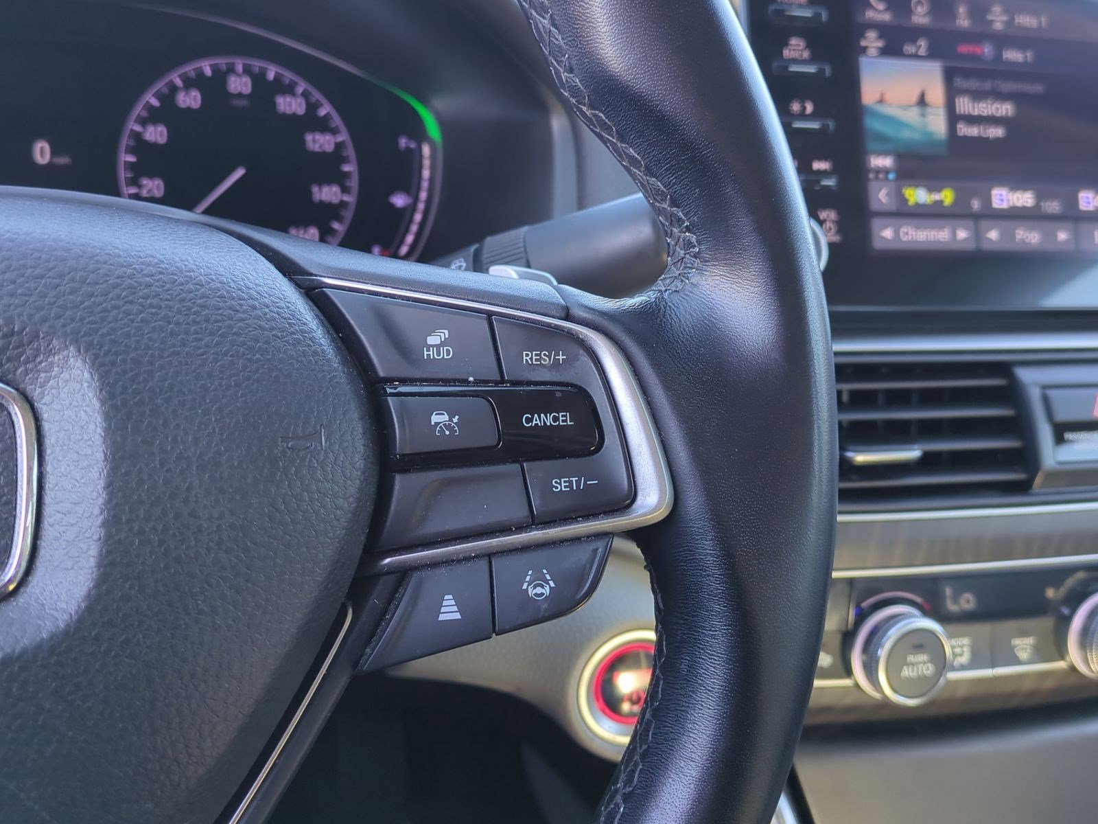 Used 2022 Honda Accord Touring image 20