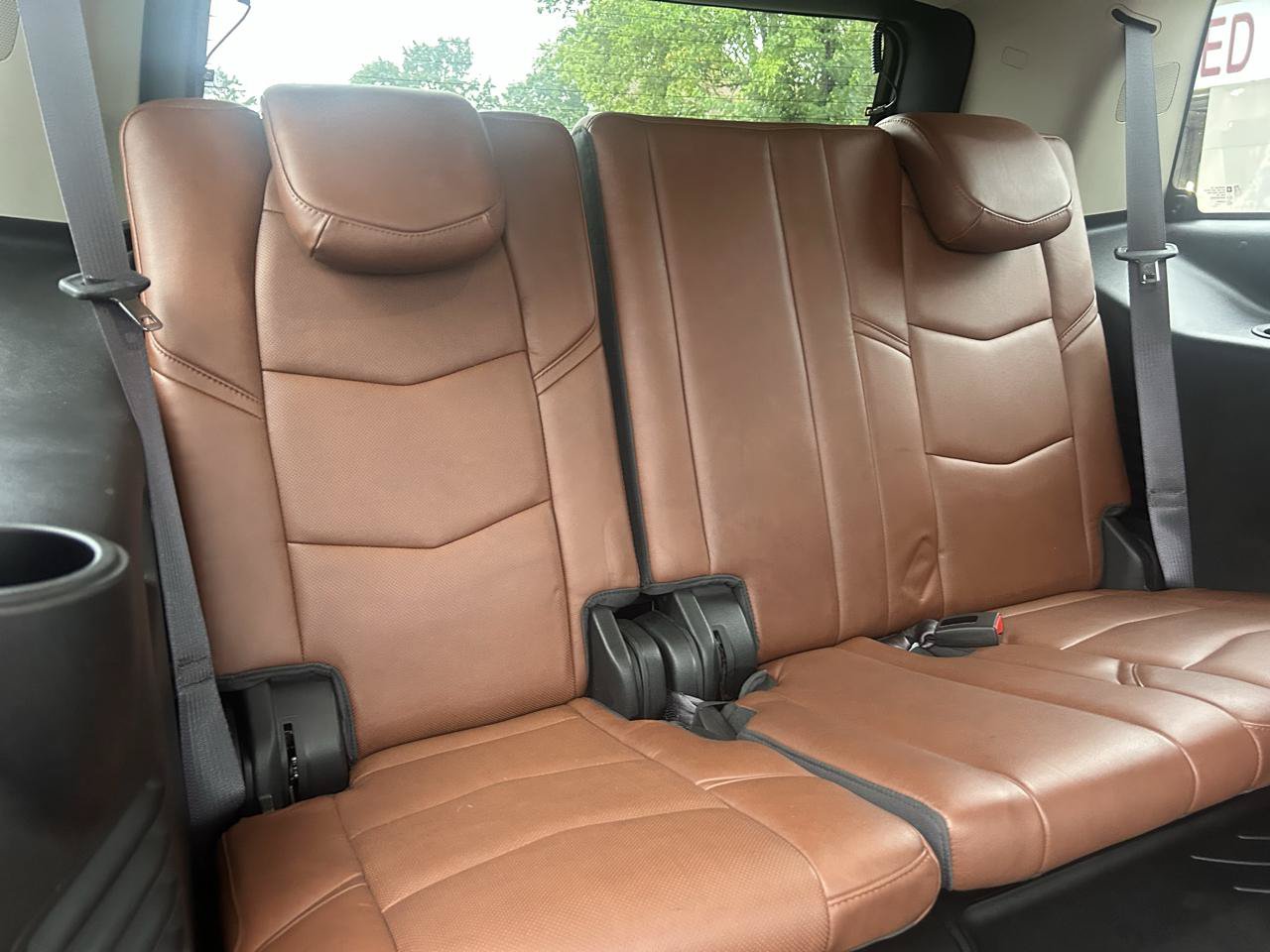 Used 2016 Cadillac Escalade Luxury AWD/4WD image 53