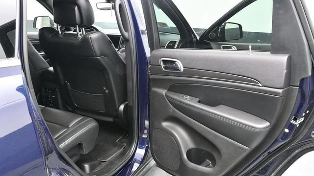 Used 2018 Jeep Grand Cherokee Limited AWD/4WD image 14