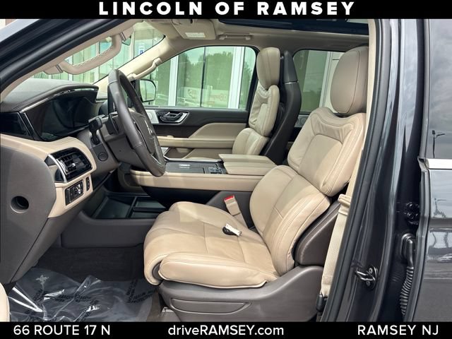 Used 2024 Lincoln Navigator L Reserve AWD/4WD image 11