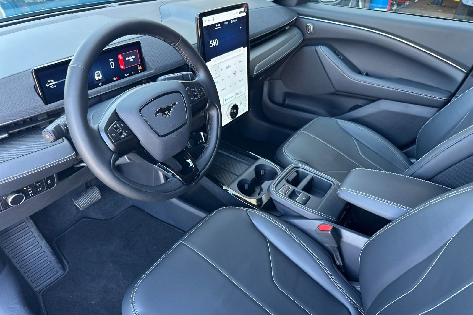 New 2026 Ford Mustang Mach-E Select image 9