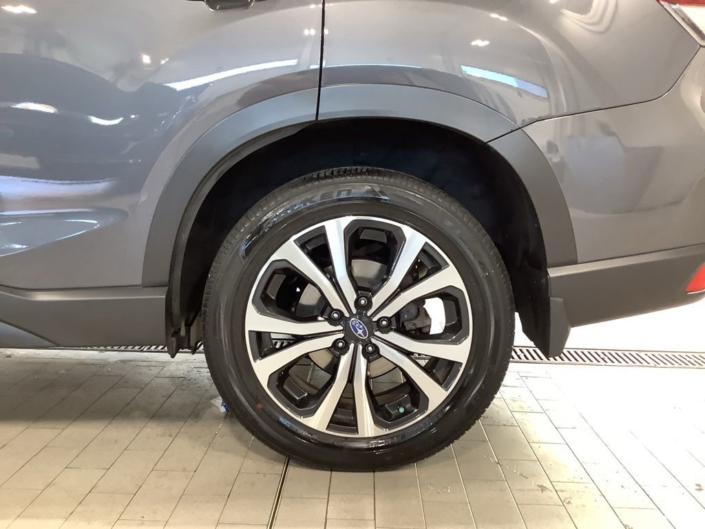 Certified 2022 Subaru Forester Limited image 14