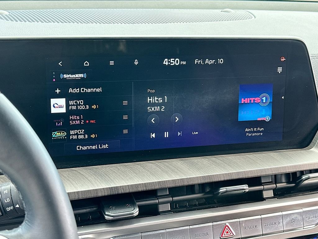 Used 2024 Kia Telluride EX w/ EX Captain's Chair Package AWD/4WD image 15