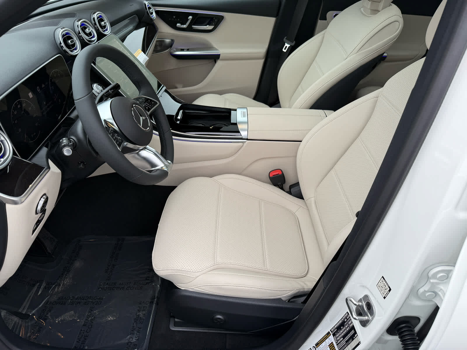 Used 2026 Mercedes-Benz GLC 300 4MATIC image 10