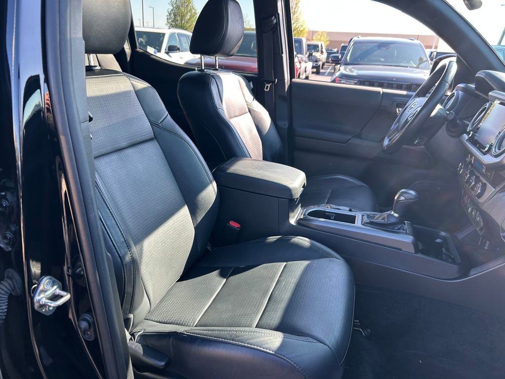Used 2021 Toyota Tacoma TRD Sport w/ TRD Premium Sport Package image 27