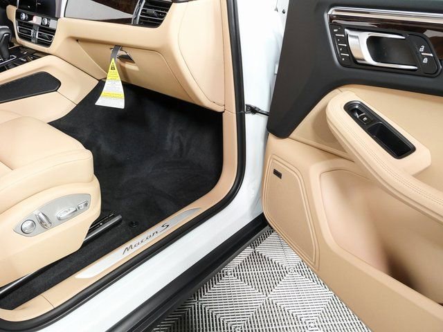 New 2026 Porsche Macan S image 27