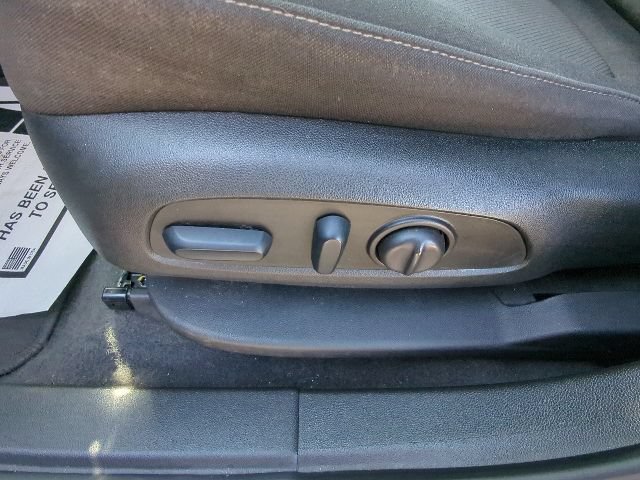 Used 2023 Chevrolet Blazer LT w/ Convenience Package FWD image 11