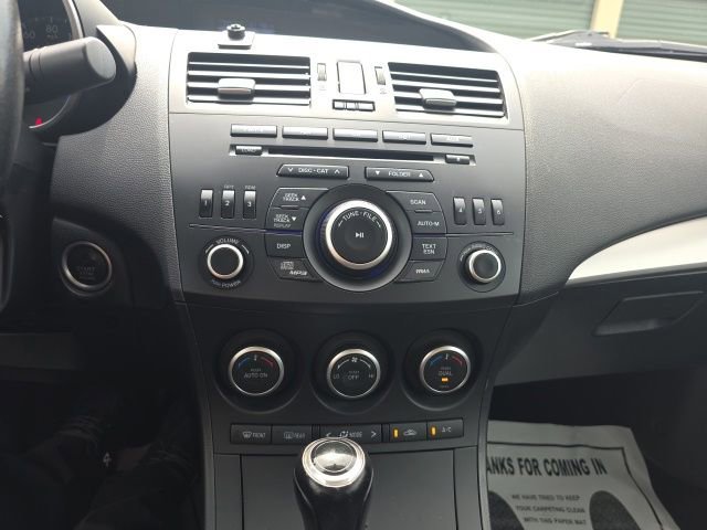 Used 2013 MAZDA MAZDA3 i Touring FWD image 20