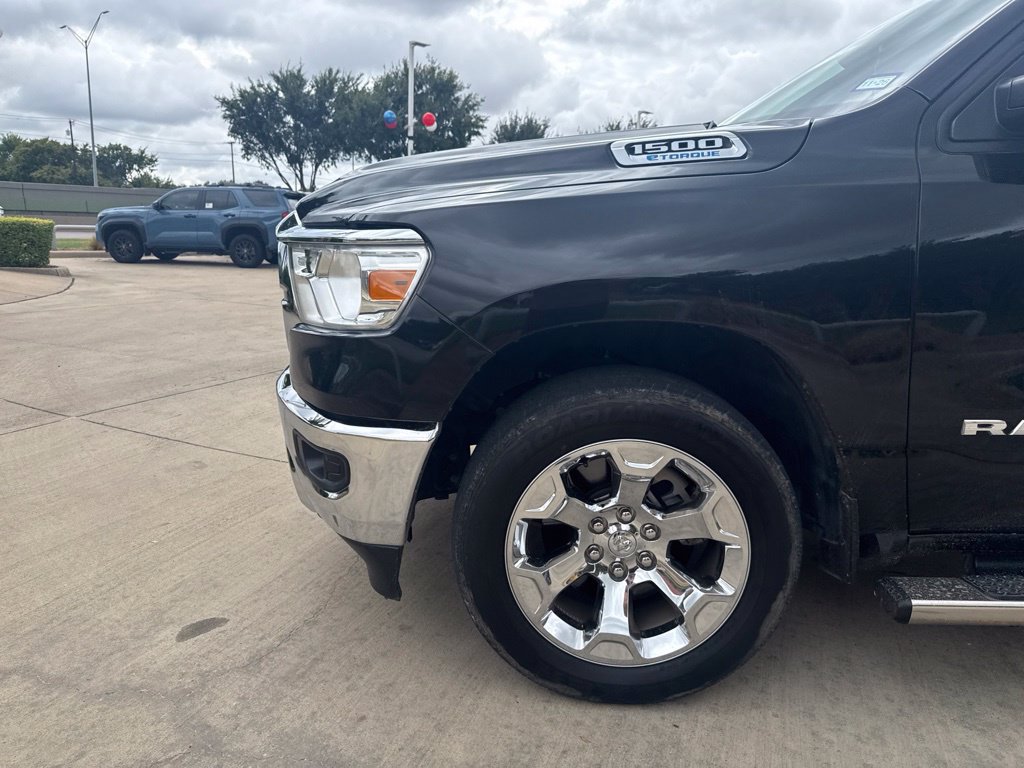 Used 2022 RAM 1500 2WD Crew Cab image 2