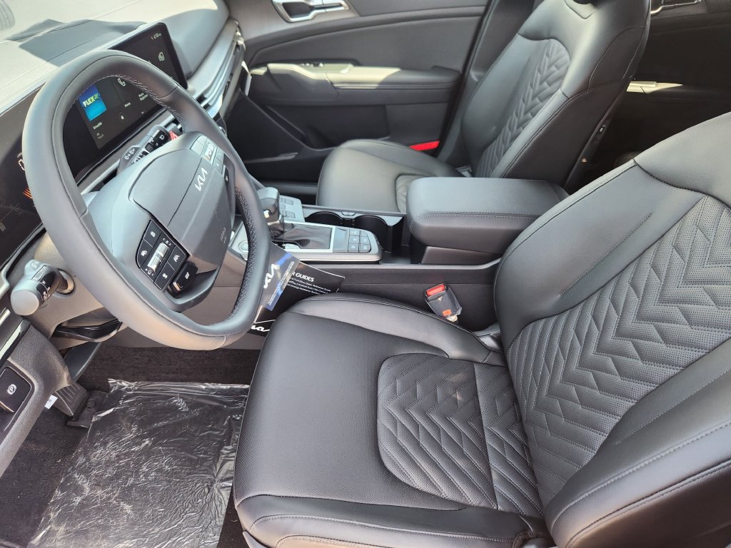 New 2026 Kia Sportage X-Line w/ X-Line Premium Package AWD/4WD image 6