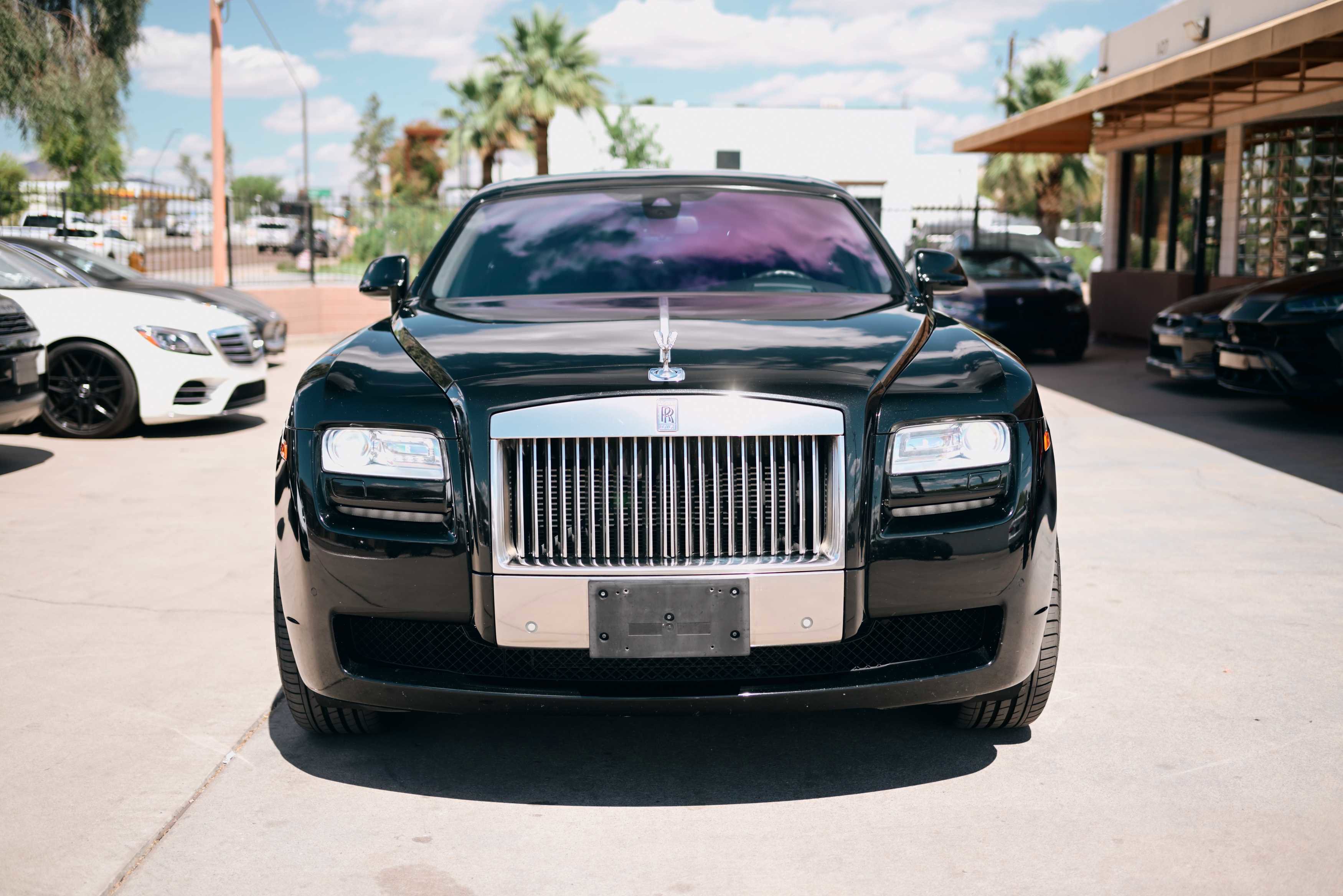 Used 2013 Rolls-Royce Ghost image 2