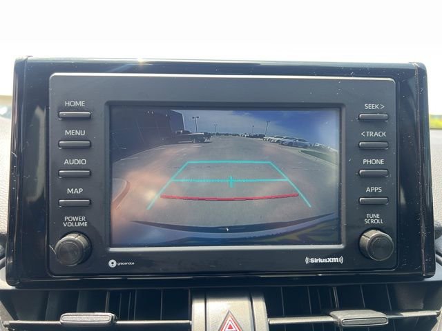 Used 2022 Toyota RAV4 XLE FWD image 17