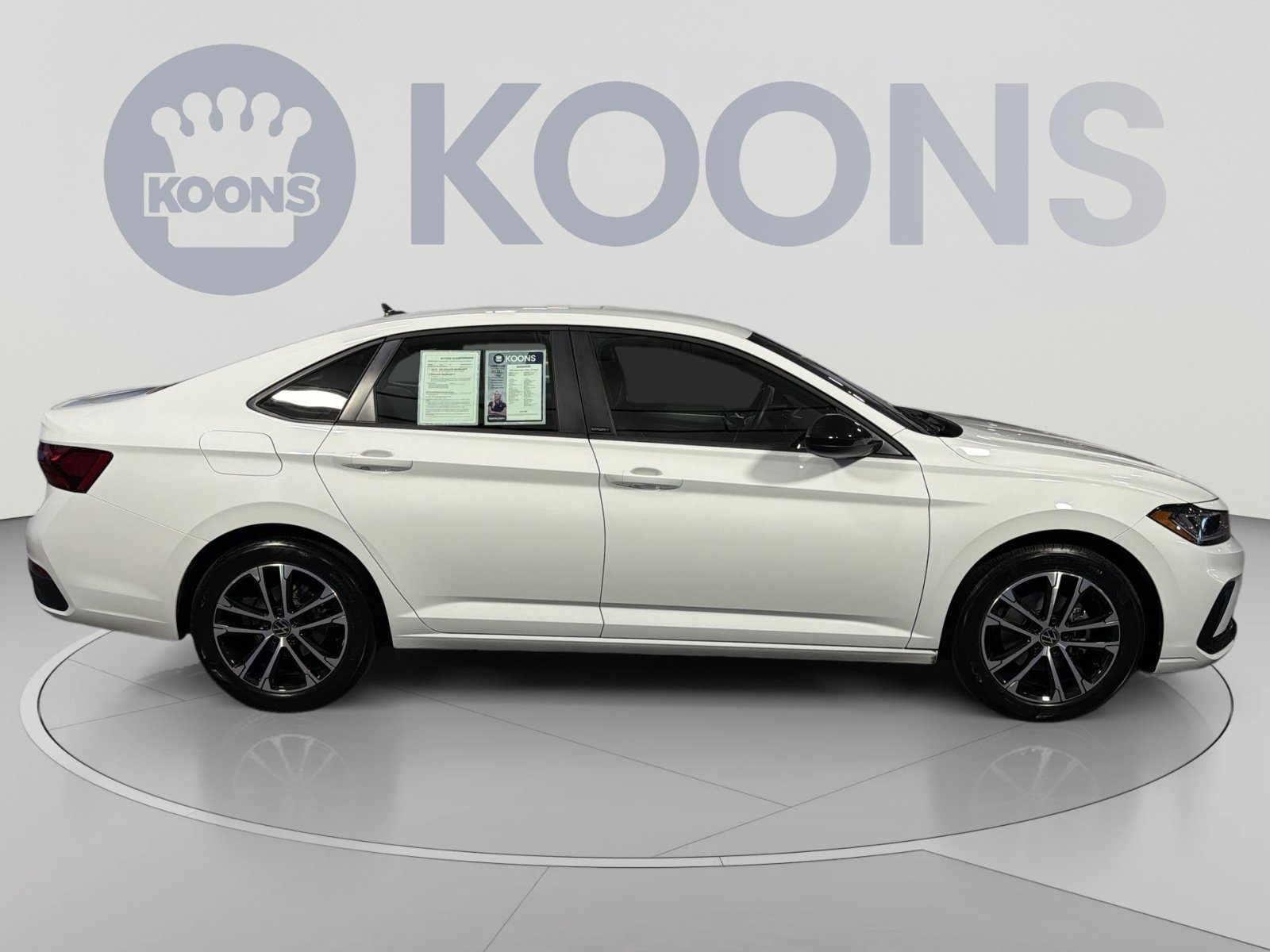 Used 2025 Volkswagen Jetta Sport FWD image 8