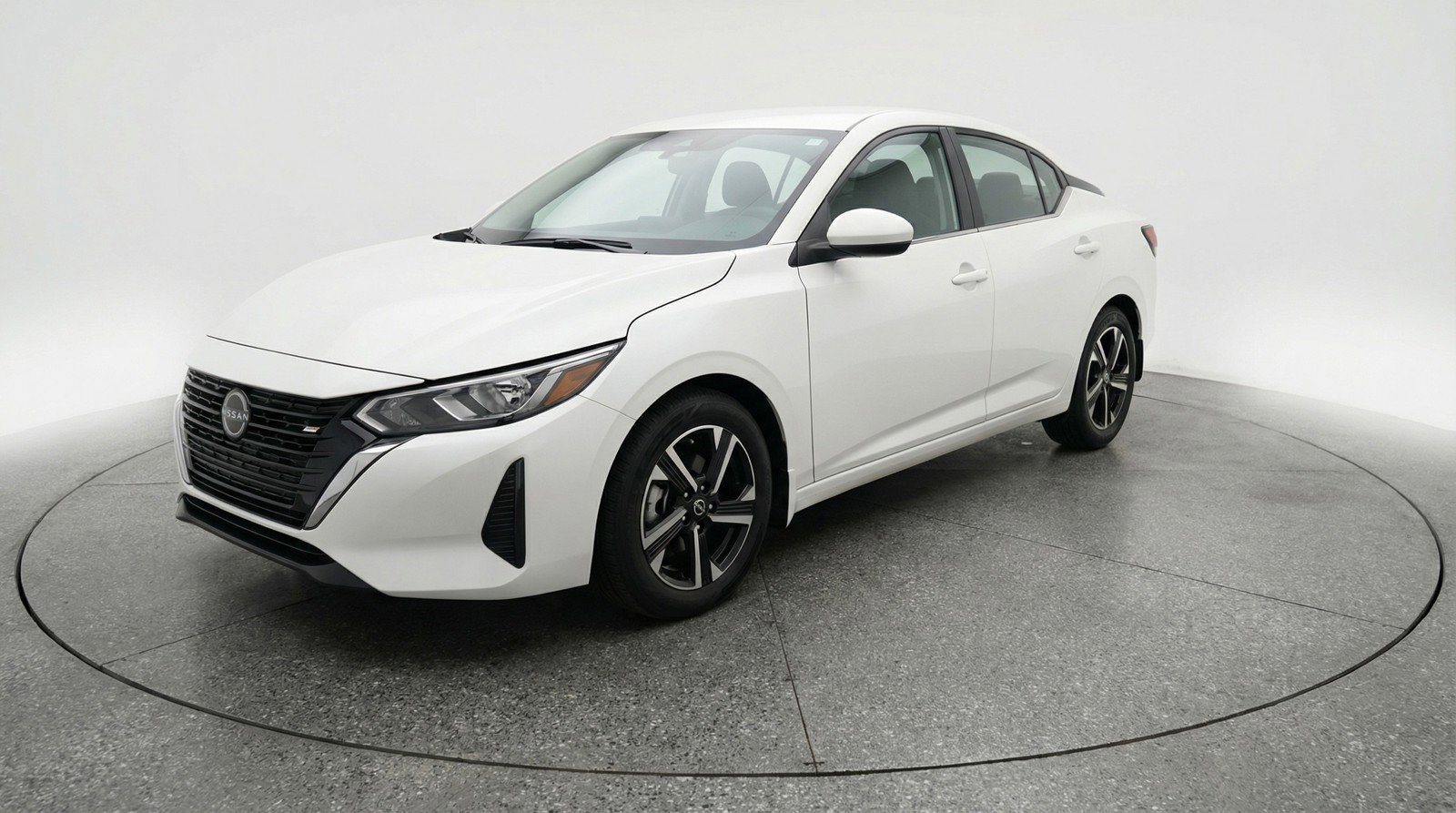 Used 2025 Nissan Sentra SV image 3