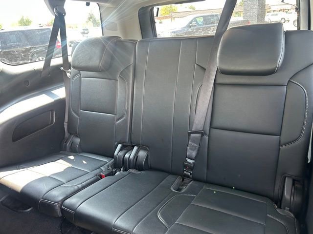 Used 2020 Chevrolet Suburban LT image 30