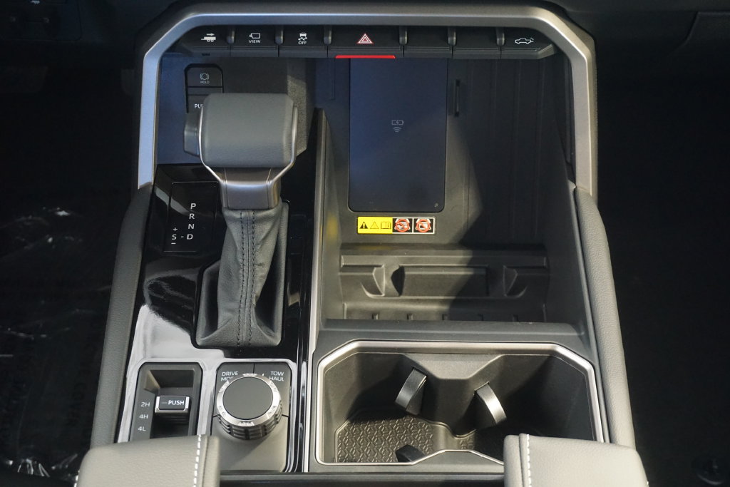 New 2026 Toyota Tundra Limited AWD/4WD image 33