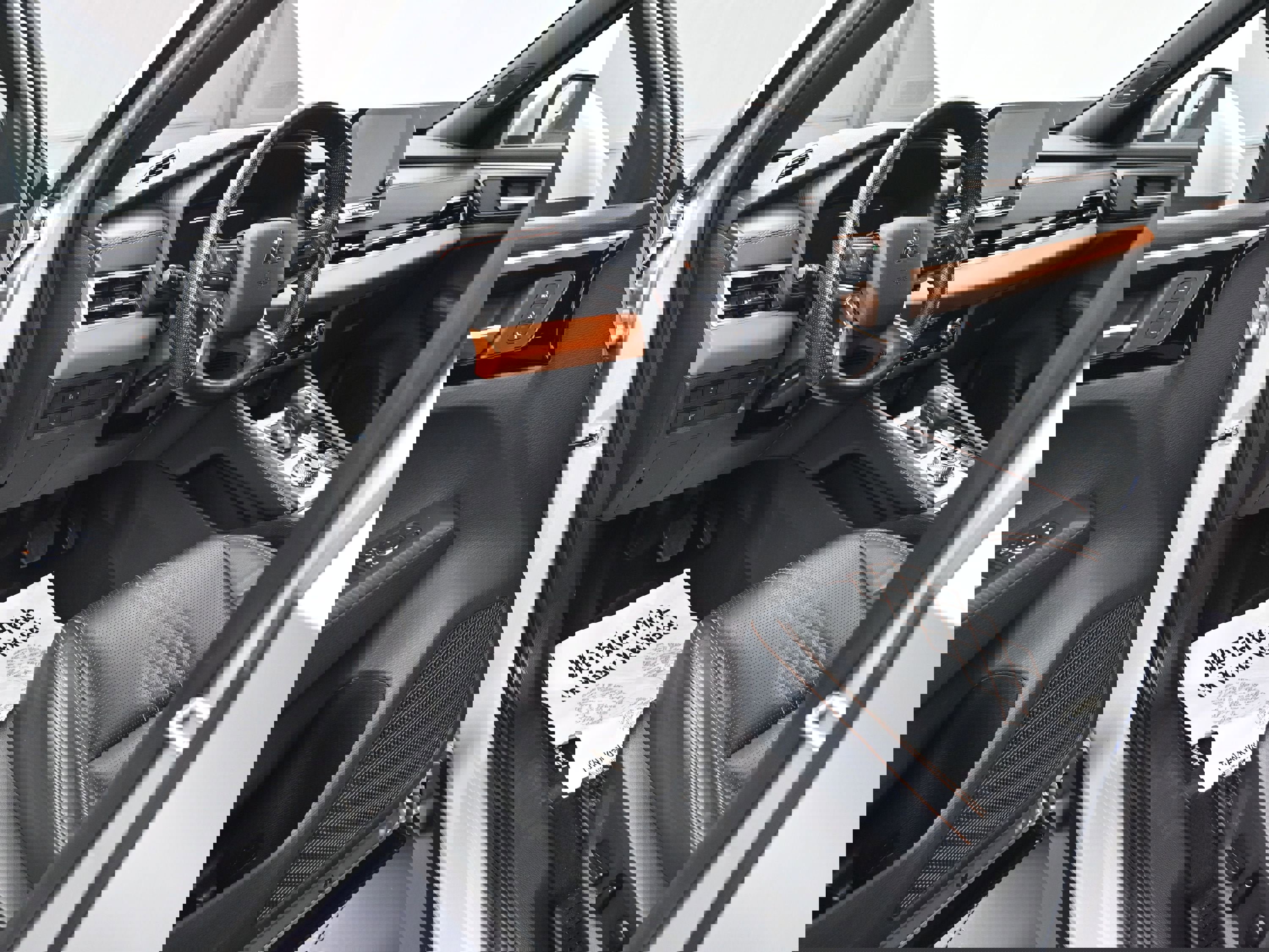 Used 2022 Mitsubishi Outlander SEL image 9