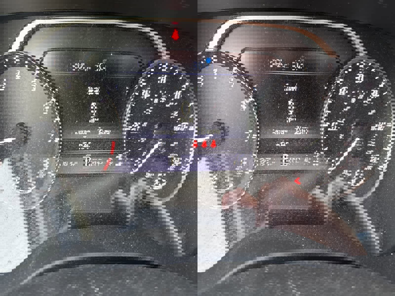 Used 2024 Nissan Frontier SV image 25