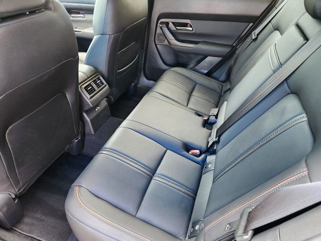 Used 2025 MAZDA CX-50 AWD 2.5 S w/ Premium Plus Pkg image 32