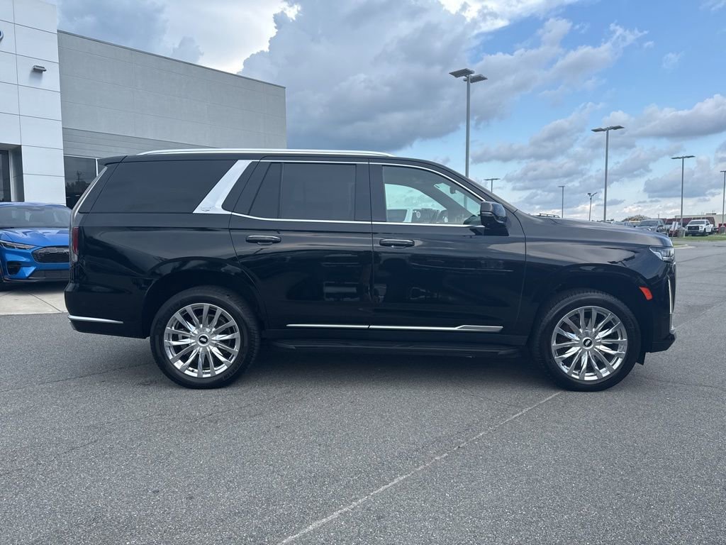 Used 2021 Cadillac Escalade Premium Luxury image 2