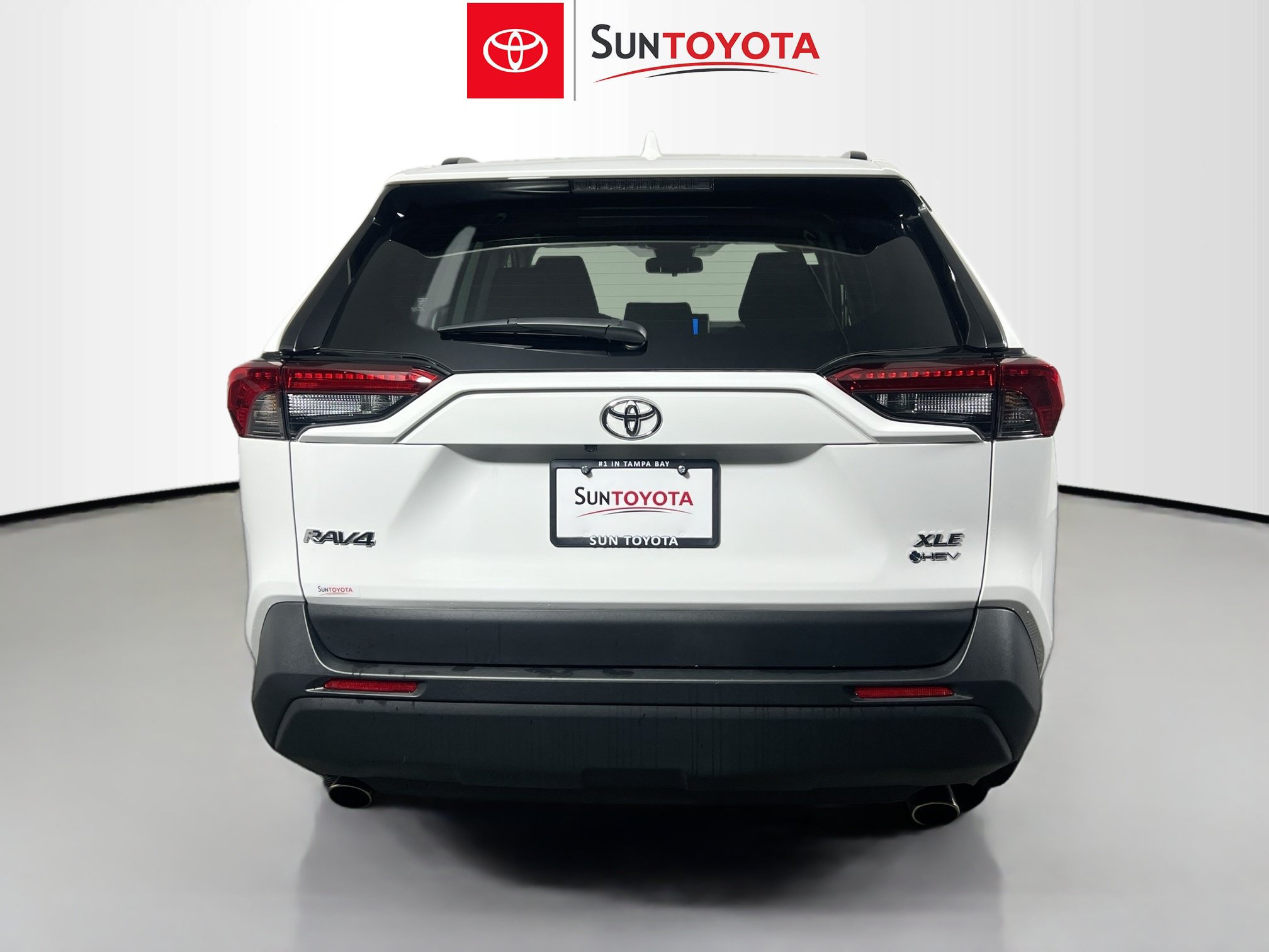 Used 2025 Toyota RAV4 XLE w/ Convenience Package AWD/4WD image 5