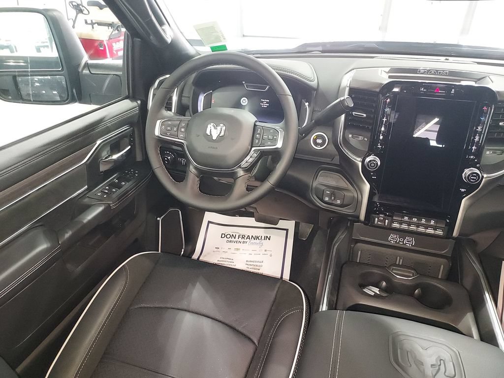 New 2026 RAM 3500 Laramie AWD/4WD image 15