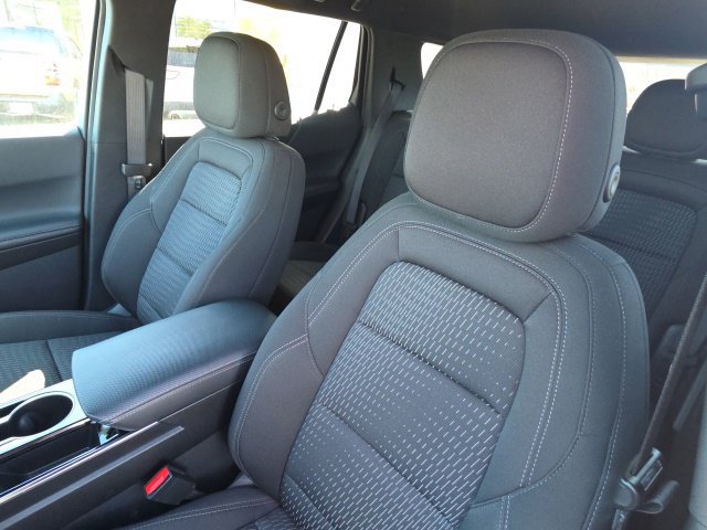 Used 2026 Chevrolet Equinox LT AWD/4WD image 11