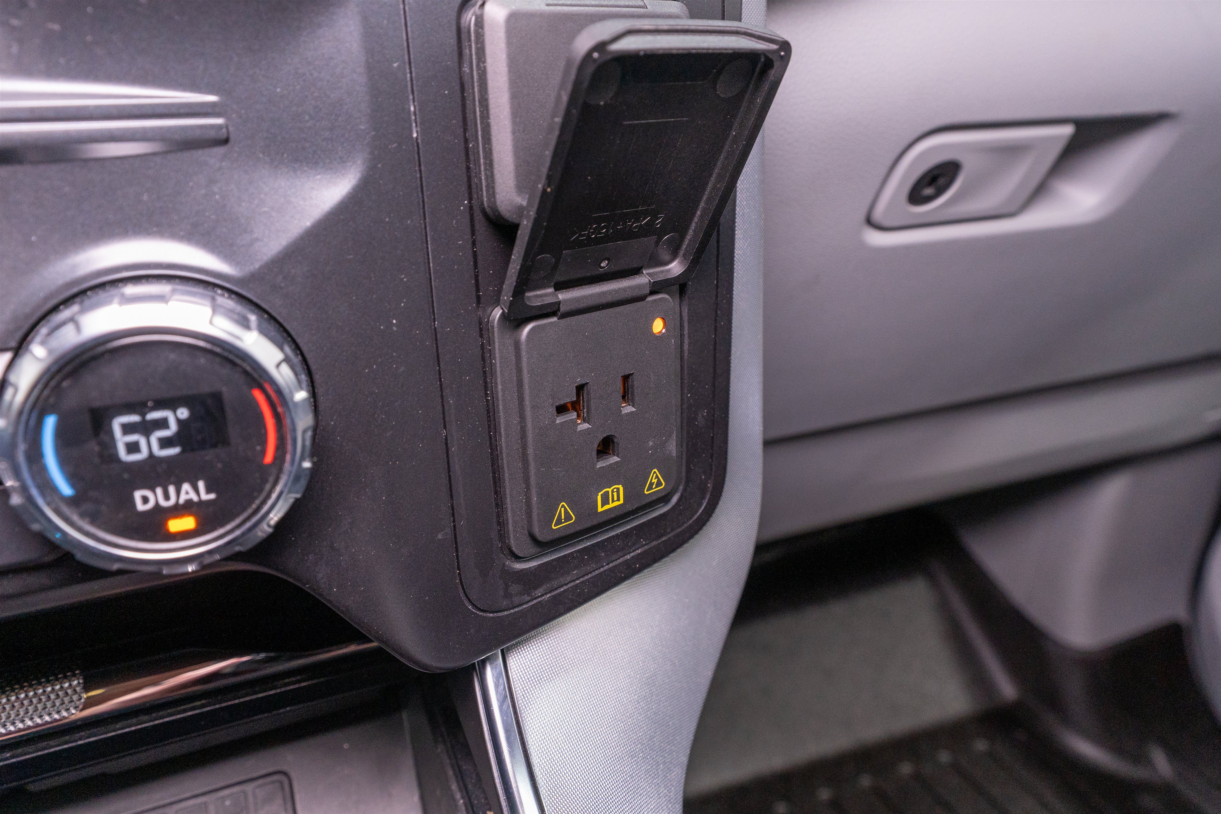 Used 2021 Ford F150 Limited AWD/4WD image 28