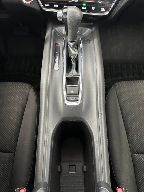 Used 2018 Honda HR-V EX image 18