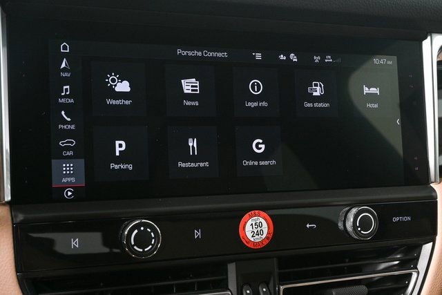 Used 2025 Porsche Macan image 14