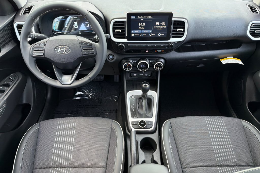 New 2026 Hyundai Venue SEL FWD image 10